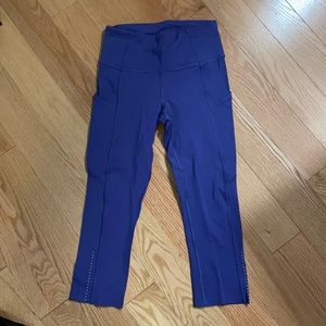 Lululemon purple cropped leggings